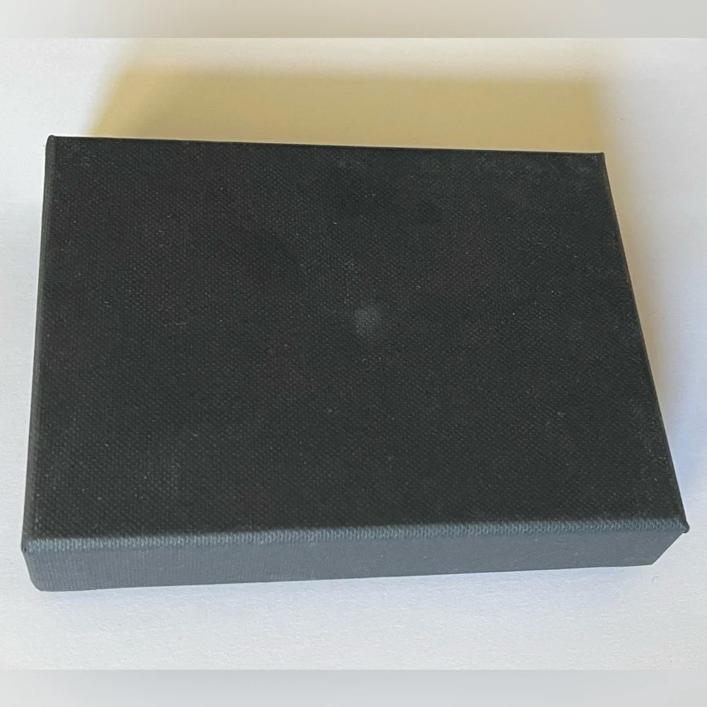 Bespoken navy card holder